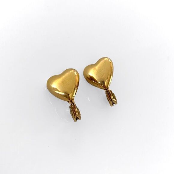 Monet Vintage Gold Puffy Heart Clip Earrings - Picture 4 of 4